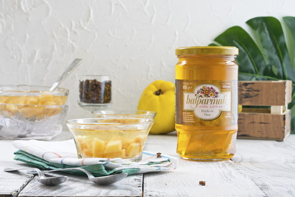 A PERFECT DELIGHT FOR RAMADAN: HONEY QUINCE COMPOTE