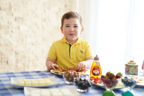 HOW MUCH HONEY SHOULD CHILDREN CONSUME? IS HONEY BENEFICIAL FOR CHILDREN?