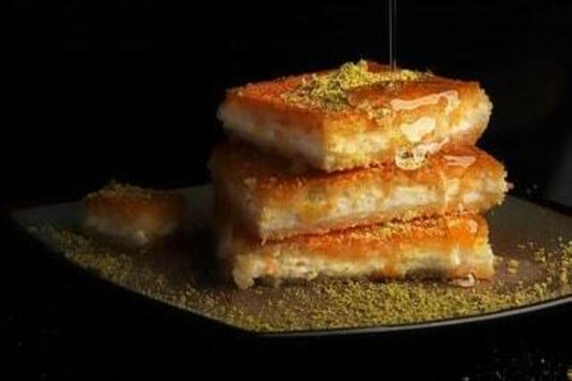 OSMANLI MUTFAĞINDA BALIN TARİHÇESİ VE OSMANLIDA BALLI LEZZETLER